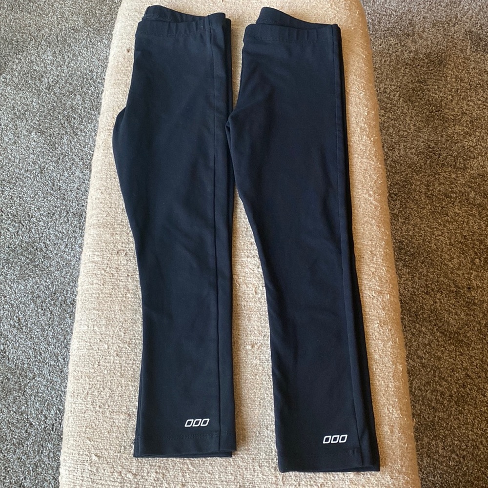 Pair of Lorna Jane mid calf leggings